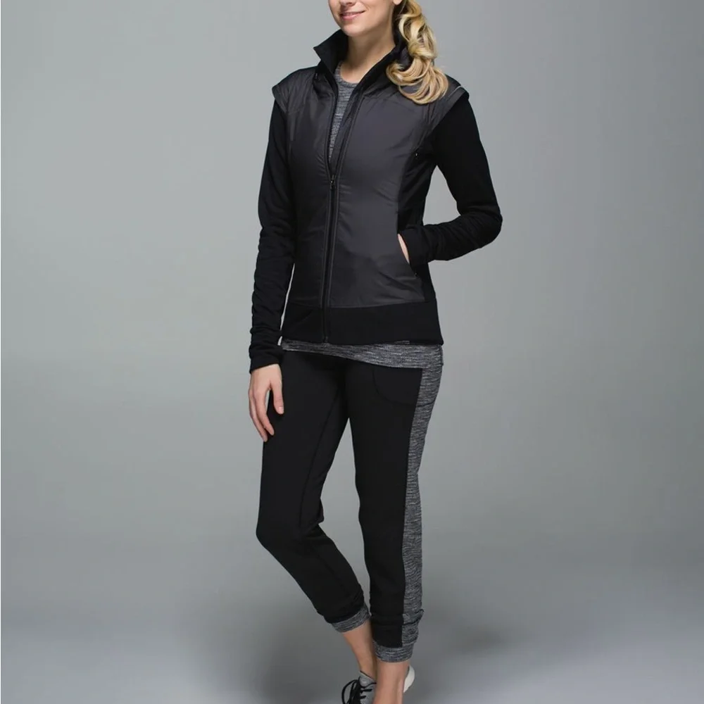 LULULEMON Snug Sprinter Jacket - Picture 2 of 13
